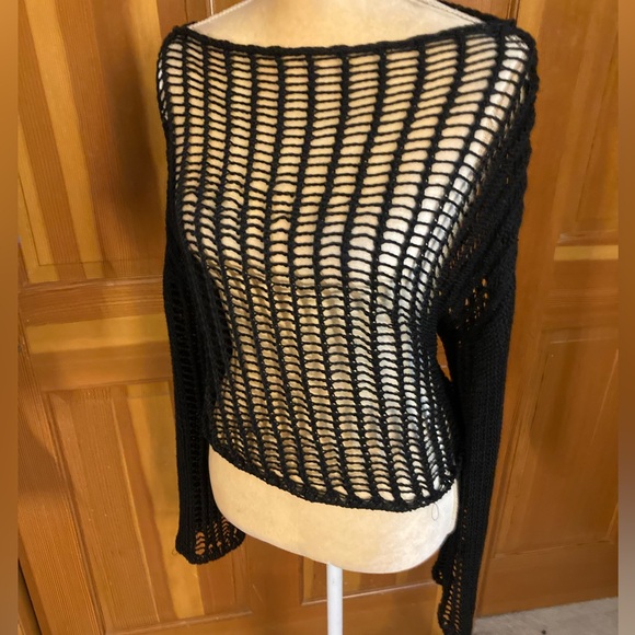 Knit Bell Sleeve Netted Sweater - Picture 10 of 15